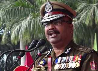 जम्मू कश्मीर : पुलिसकर्मियों के बच्चों को शाबाशी और नकद इनाम जम्मू कश्मीर पुलिस
