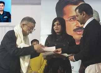 शहीद मेजर अमित सागर के परिवार का सम्मान, एक करोड़ रुपये का चेक सौंपा मेजर अमित सागर