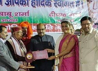 सेना, पुलिस, नेताओं और समाजसेवियों ने यूँ साथ में मनाई ये शाम सेना