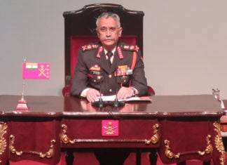 ਭਾਰਤ ਦੋ ਮੋਰਚਿਆਂ ‘ਤੇ ਜੰਗ ਲਈ ਤਿਆਰ ਹੈ, ਸਰਕਾਰ ਕਹੇ ਤਾਂ ਪੀਓਕੇ ‘ਚ ਕਾਰਵਾਈ ਕੀਤੀ ਜਾਵੇਗੀ