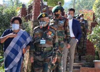 थल सेना प्रमुख जनरल नरवणे का पूर्वोत्तर दौरा : सुरक्षा के हालात की समीक्षा जनरल मनोज मुकुंद नरवणे