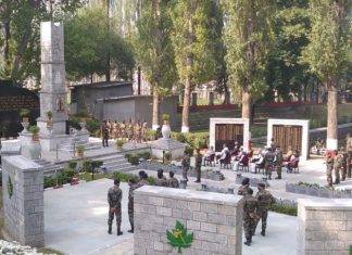 श्रीनगर में चिनार कोर ने अलग अंदाज़ से कश्मीरी युद्ध वीरों का सम्मान किया चिनार कोर