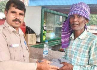 दिल्ली पुलिस का सिपाही नरेंद्र एक गरीब के लिए बना मसीहा दिल्ली पुलिस