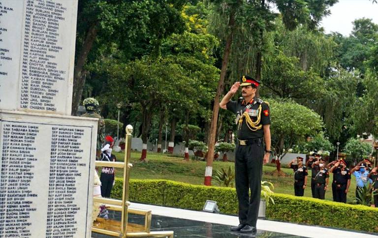 लेफ्टिनेंट जनरल देवेन्द्र शर्मा