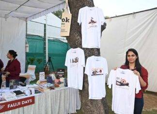 भारतीय सेना और योद्धाओं को समर्पित तरह तरह की मर्चेंडाइज की लांचिंग