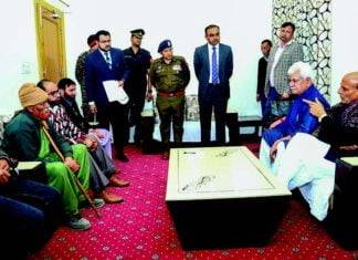 राजौरी पुंछ सेक्टर के हालात से निपटने पहुंचे सेनाध्यक्ष से लेकर रक्षा मंत्री तक