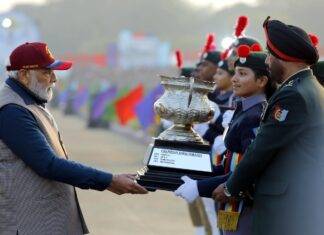 महाराष्ट्र एनसीसी ने आरडीसी कैम्प में पीएम बैनर जीत हैट्रिक बनाई