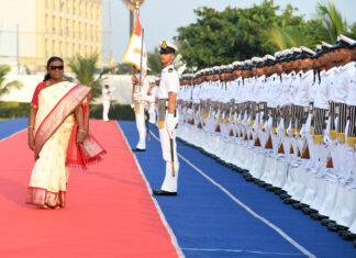 Navy Day celebrated at many places in India, President Murmu reached Puri
