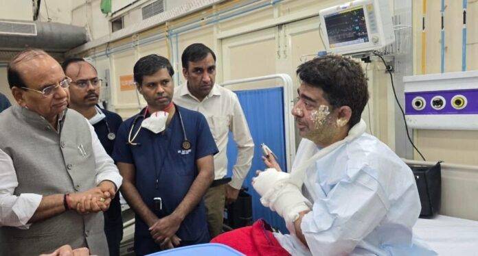 lg saxena with victim