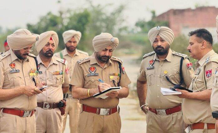 पंजाब पुलिस ( प्रतीकात्मक फोटो )
