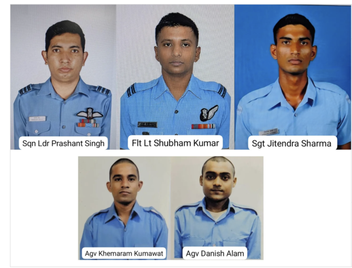 भारतीय वायु सेना का एएन 32 विमान दुर्घटनाग्रस्त , 5 वायु सैनिकों की जान गई भारतीय वायु सेना का एएन 32 विमान दुर्घटनाग्रस्त , 5 वायु सैनिकों की जान गई