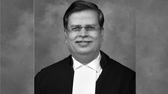 justice madhav jamdar बॉम्बे हाई कोर्ट के जस्टिस माधव जानदार बॉम्बे हाई कोर्ट के जस्टिस माधव जानदार