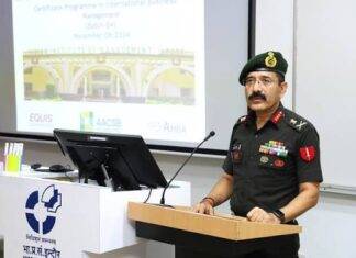ਤਿੰਨ ਸਾਲਾਂ ਦੀ ਉਡੀਕ ਤੋਂ ਬਾਅਦ, ਉੱਤਰਾਖੰਡ ਪਬਲਿਕ ਸਰਵਿਸ ਕਮਿਸ਼ਨ ਦਾ ਇੱਕ ਚੇਅਰਮੈਨ ਹੈ। ਲੈਫਟੀਨੈਂਟ ਜਨਰਲ ਗਜੇਂਦਰ ਜੋਸ਼ੀ ਨੂੰ ਉੱਤਰਾਖੰਡ ਪਬਲਿਕ ਸਰਵਿਸ ਕਮਿਸ਼ਨ ਦਾ ਨਵਾਂ ਚੇਅਰਮੈਨ ਨਿਯੁਕਤ ਕੀਤਾ ਗਿਆ
