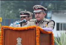 आईपीएस सतीश गोलचा होमगार्ड्स भेजे गए , दिल्ली के पुलिस कमिश्नर के पद से हटाए गए थे आईपीएस अधिकारी सतीश गोलचा ( फाइल फोटो )