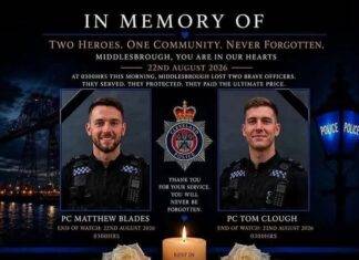 पुलिस परिवार की तरफ से पुलिस अधिकारियों मैथ्यू ब्लेड्स और टॉम क्लफ को श्रद्धांजलि