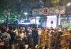 दिल्ली पुलिस पर महिला पत्रकारों से अभद्रता और यौन हमले तक के इलज़ाम , संसद मार्ग थाने पर धरना दिल्ली के संसद मार्ग थाने के बाहर शनिवार की रात धरने पर पत्रकार