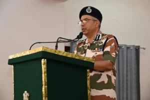 हरियाणा कैडर के आईपीएस शत्रुजीत कपूर ( फाइल फोटो )